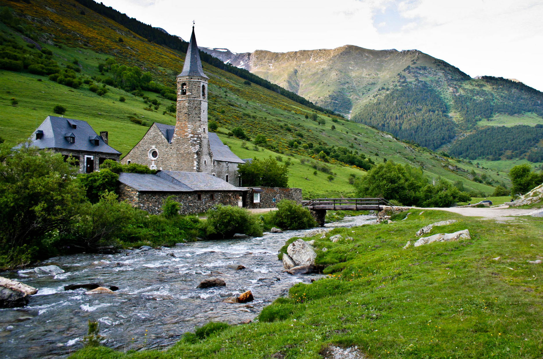 Pyrenees Fishing Guides